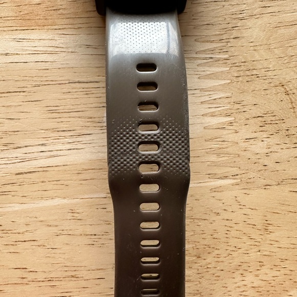 Garmin Vivomove Sport Hybrid Smartwatch in Cocoa - Picture 12 of 15